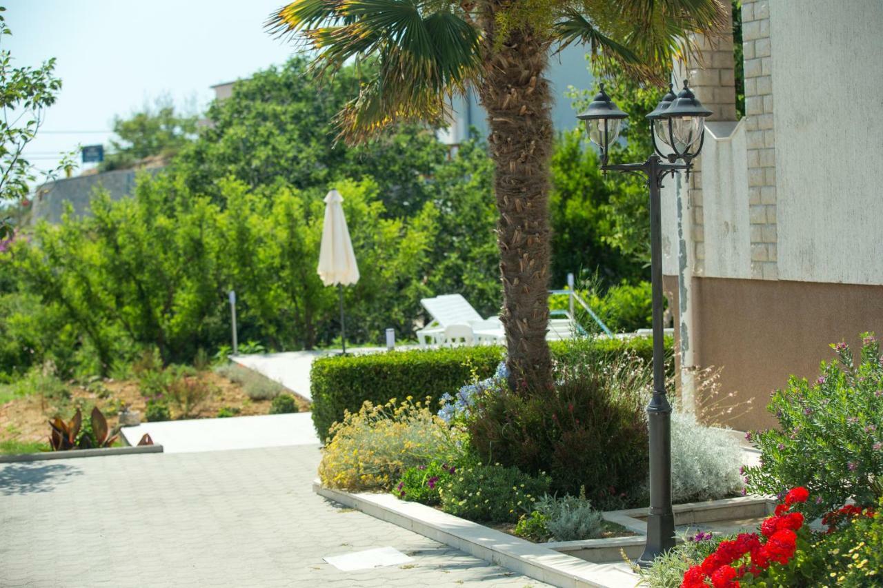 Apartments Renata Banjol Ngoại thất bức ảnh