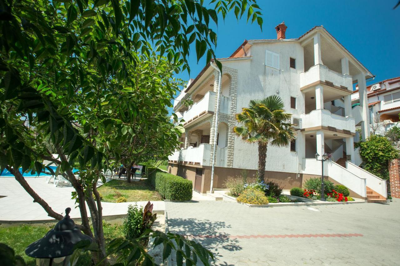 Apartments Renata Banjol Ngoại thất bức ảnh